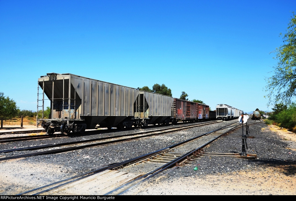 ITLX Covered Hoppers in Hermosillo yard